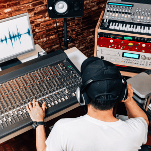  - SongShop Online Song Pitching & Licensing  